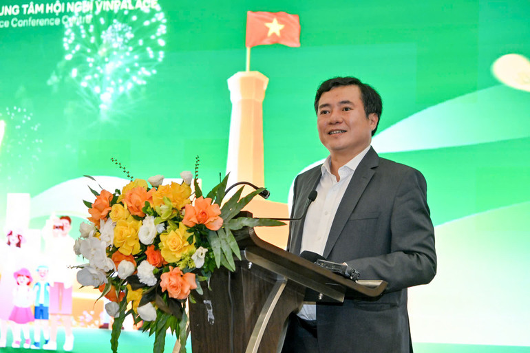 Thứ trưởng Công thương Nguyễn Sinh Nhật Tân. 0ab8590acf05425b1b14.jpg