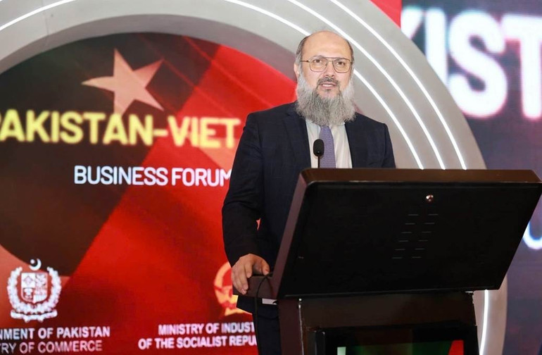 Bộ trưởng Bộ Thương mại Pakistan cho rằng, Thỏa thuận thương mại ưu đãi Việt Nam – Pakistan là sáng kiến, tạo thuận lợi cho thương mại hai nước. 1760449923637-9073.jpg