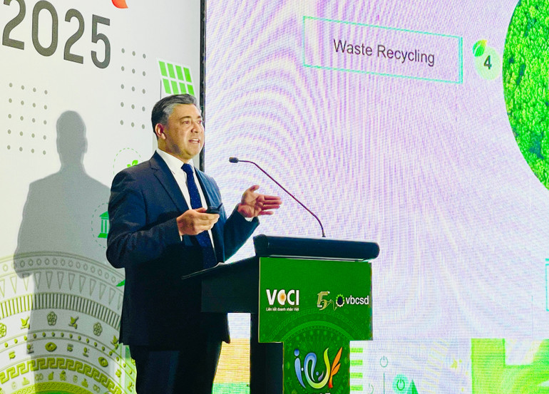 Ông David Falcon Adasme, Giám đốc ESG của VinFast. img-3840.jpg