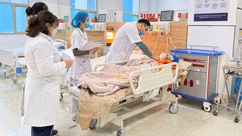 Người bệnh được giữ ấm trong thời gian điều trị tại Bệnh viện đa khoa Thường Tín (Hà Nội).