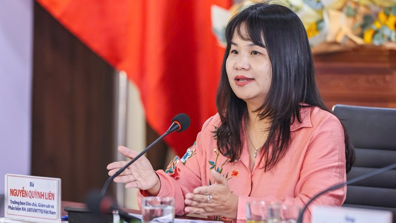 Trưởng ban Dân chủ, Giám sát và Phản biện xã hội, Ủy ban Trung ương Mặt trận Tổ quốc Việt Nam Nguyễn Quỳnh Liên phát biểu tại tọa đàm. gen-o-ba-lien.jpg