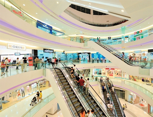 Trung tâm thương mại Crescent Mall (quận 7).