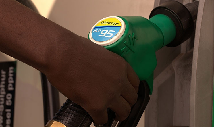 Xăng RON 95-III và RON 95-IV chính thức bán ra thị trường