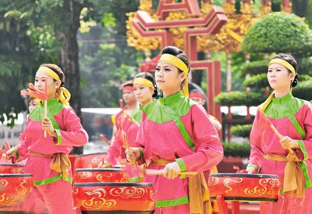 Rộn ràng hội Xuân Hà Nội.       Ảnh: Gia Phát