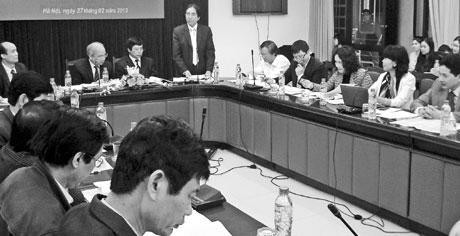 Hội nghị góp ý kiến về Dự thảo sửa đổi Hiến pháp năm 1992 do Trường đại học Luật Hà Nội tổ chức.