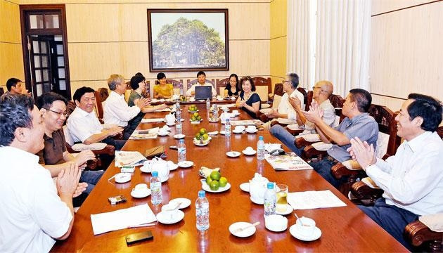 Bình tĩnh nhìn nhận và đi tiếp