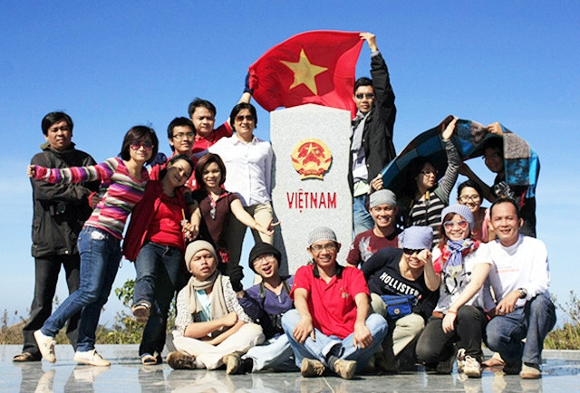 Điểm đến thiêng liêng. Ảnh: TRÍ DÂN