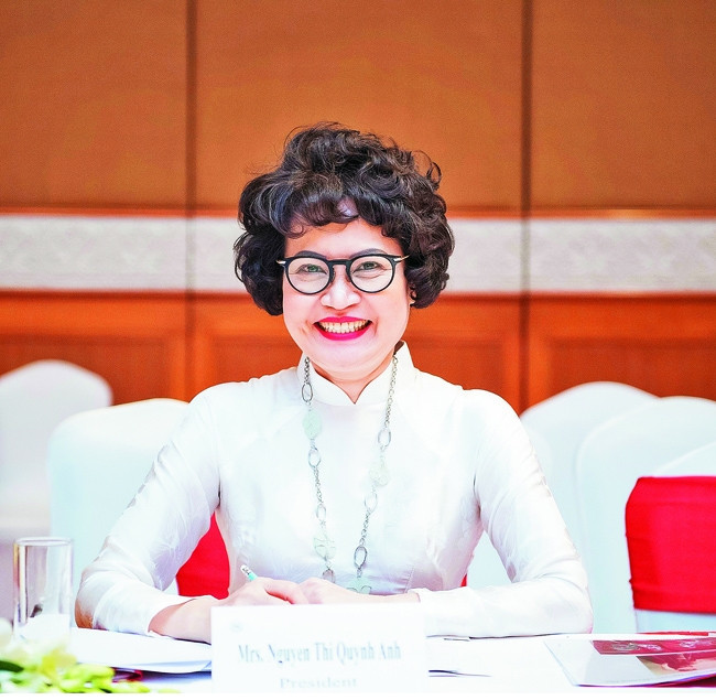 Không nên dùng sức ép dư luận để phân định đúng, sai