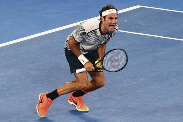 Giây phút hạnh phúc của Roger Federer khi giành chức vô địch giải quần vợt Australia mở rộng 2017. (Ảnh: Reuters).