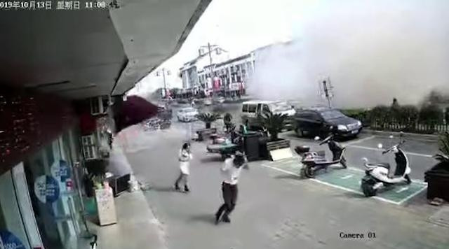 Vụ nổ kinh hoàng gây thiệt hại nghiêm trọng về người và tài sản.