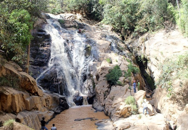 Khu vực thác nơi xảy ra vụ tai nạn.