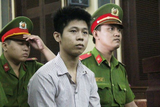 Bị cáo Nguyễn Hữu Tình tại phiên tòa.