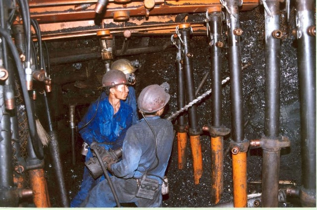 Đến 2020, sẽ phải nhập khẩu 17 triệu tấn than để phát điện