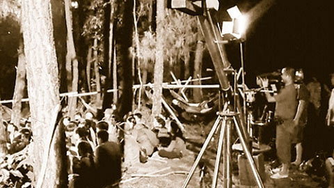 Ðoàn làm phim thực hiện một cảnh quay.