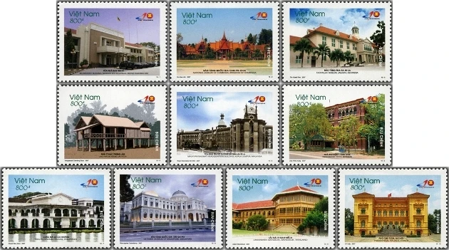 Bộ tem chung đầu tiên của các nước ASEAN gồm 10 mẫu tem, phát hành ngày 8-8-2007.