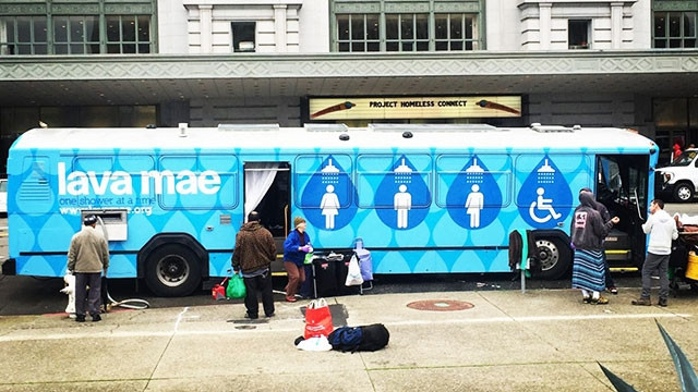 Người vô gia cư ở Mỹ ngày càng nhận được nhiều sự giúp đỡ. Ảnh: WORDPRESS