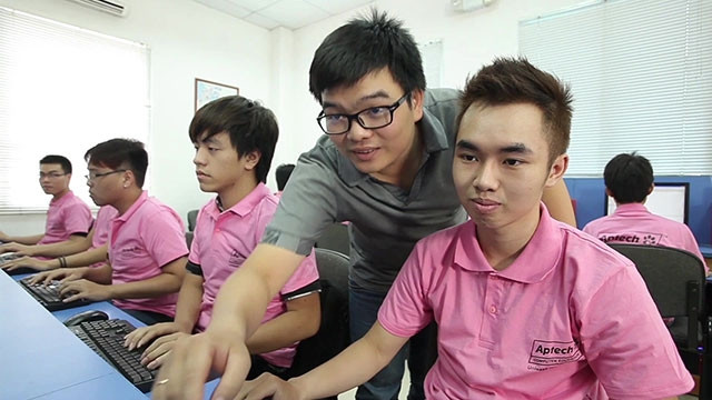 Chương trình đào tạo lập trình viên nhận hồ sơ