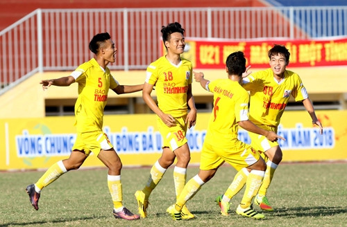 Trung vệ Thành Chung tiếp tục là người hùng của Hà Nội ở trận đấu quyết định tại Giải U21 quốc gia 2018.