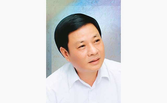 Thơ Nguyễn Hưng Hải
