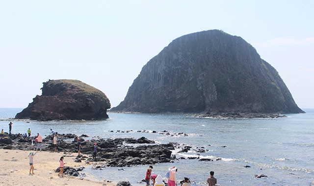 Quần thể Hòn Yến là di tích danh thắng cấp quốc gia