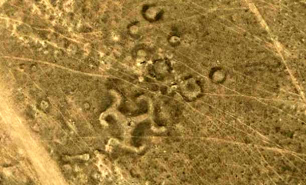 Tìm thấy những hình vẽ khổng lồ 2.000 năm tuổi ở Kazakhstan