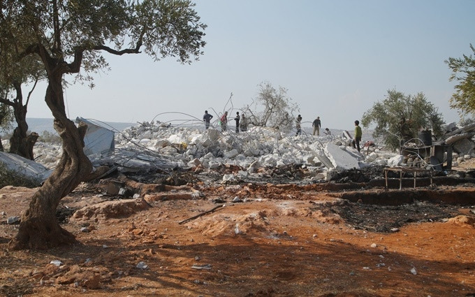 Các lực lượng của Mỹ phá hủy biệt thự của al-Baghdadi tại Barisha, Syria, sau khi người này bị tiêu diệt. (Ảnh: EPA)