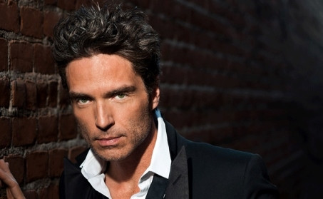 Nam ca sĩ nổi tiếng Richard Marx.