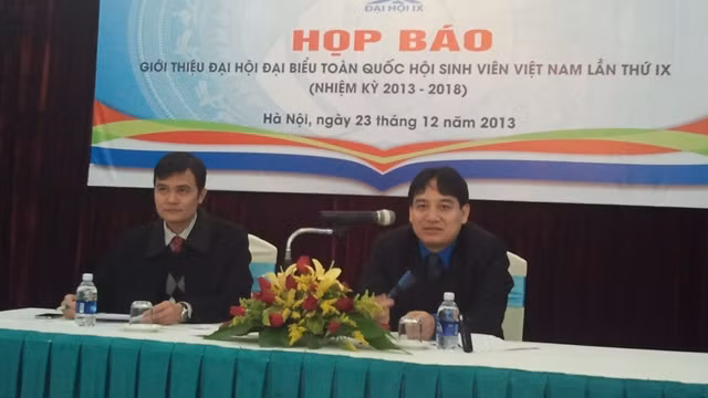 Ban tổ chức thông tin về chương trình Đại hội đại biểu toàn quốc Hội Sinh viên Việt Nam lần thứ IX.