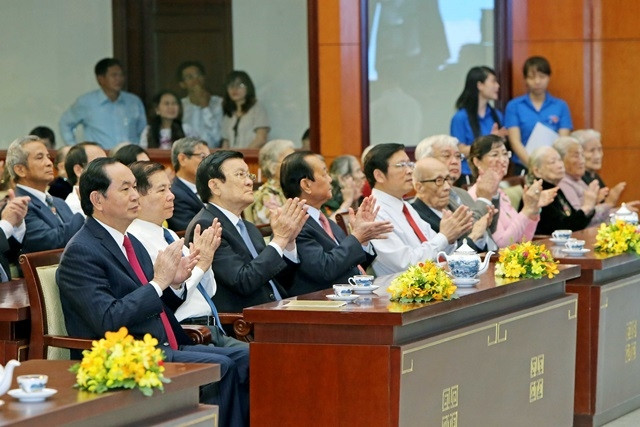 Chủ tịch nước Trần Đại Quang cùng nhiều lãnh đạo Đảng, Nhà nước dự lễ kỷ niệm 40 năm Ngày TP Sài Gòn – Gia Định chính thức mang tên Chủ tịch Hồ Chí Minh.