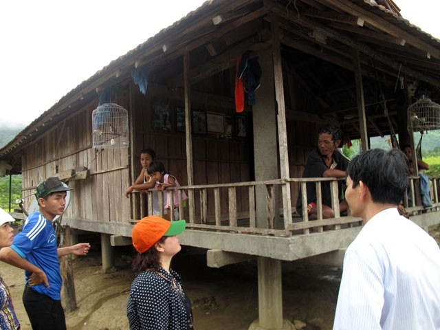 Nhà sàn truyền thống của đồng bào H're ở xã Ba Điền, huyện Ba Tơ, Quảng Ngãi.