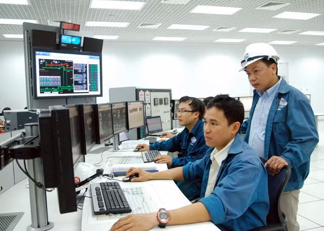 Kết nối giao diện khu điều khiển trung tâm Nhà máy nhiệt điện Vũng Áng 1 do LILAMA làm tổng thầu EPC.