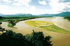 Một cảnh trong “Mê Kông ký sự”,<br>phim tài liệu truyền hình dài nhất<br>Việt Nam hiện nay, 75 tập phim,<br>mỗi tập 20 p