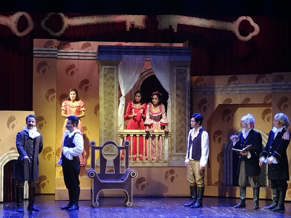 Làm mới lại vở hài kịch kinh điển “Lão hà tiện”