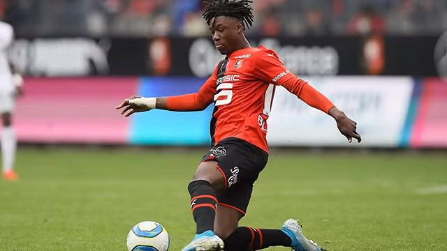 Eduardo Camavinga được bầu là Cầu thủ xuất sắc nhất lượt đi Ligue 1