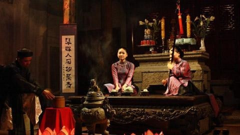 Một buổi biểu diễn của Giáo phường ca trù Thăng Long.