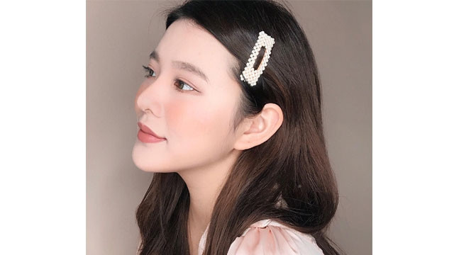 Trẻ trung với kẹp mái