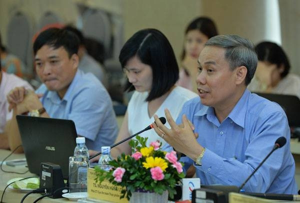 TS Nguyễn Hùng Long, Phó Cục trưởng Cục An toàn thực phẩm phát biểu tại tọa đàm.