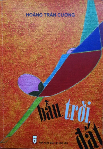Bầu trời - đất của Hoàng Trần Cương