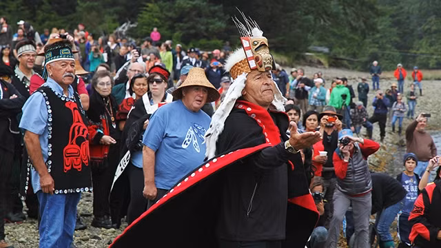 Lễ dựng vật tổ của người Haida. Ảnh: CPAWSBC