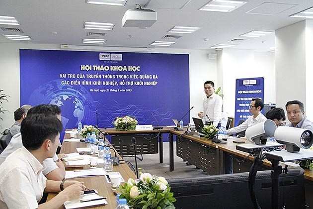 Các đại biểu nêu ý kiến tại hội thảo.