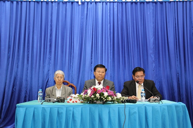 Lào thường xuyên họp báo tình hình dịch bệnh Covid-19 nhằm minh bạch thông tin.