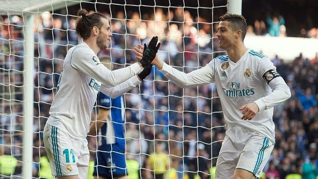 Ronaldo, Gareth Bale và Karim Benzema đều có tên trên bảng tỷ số trong chiến thắng ấn tượng 4-0 của Real trước Alaves.