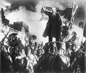 V.I.Lê-Nin phát biểu ý kiến từ trên<br> xe thiết giáp ở ga xe lửa Phần Lan