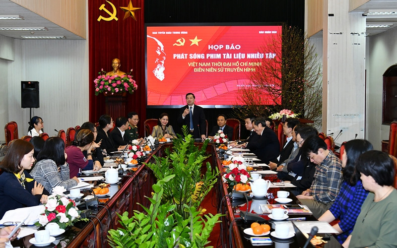 Quang cảnh buổi họp báo.