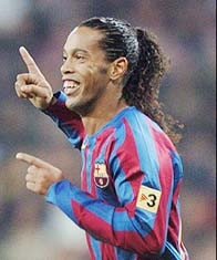 "Người ngoài hành tinh" bây giờ là Ronaldinho