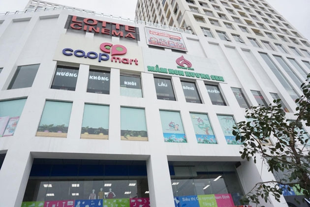 Tòa nhà Nam Định Tower, nơi xảy ra vụ tử vong của cháu bé ba tuổi.