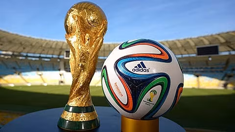 Những câu chuyện kỳ lạ ở World Cup 2014