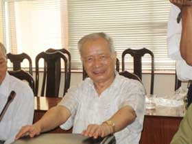 Chữa bệnh bằng nhân điện:Chỉ là hỗ trợ, không nên lạm dụng
