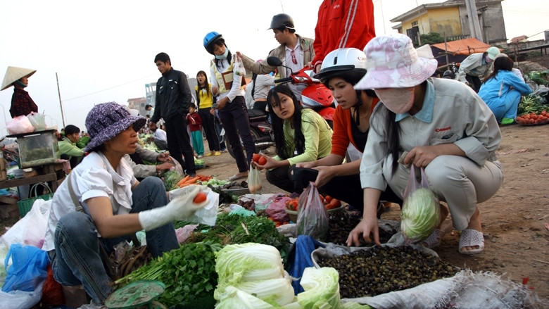 Khu chợ công nhân lao động tại xã Kim Chung, huyện Đông Anh (Hà Nội).