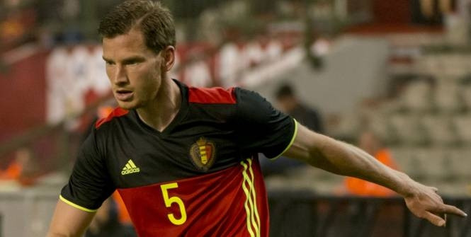 Hậu vệ Jan Vertonghen đã phải sớm nói lời chia tay Euro 2016. (Ảnh: Presse sport). 